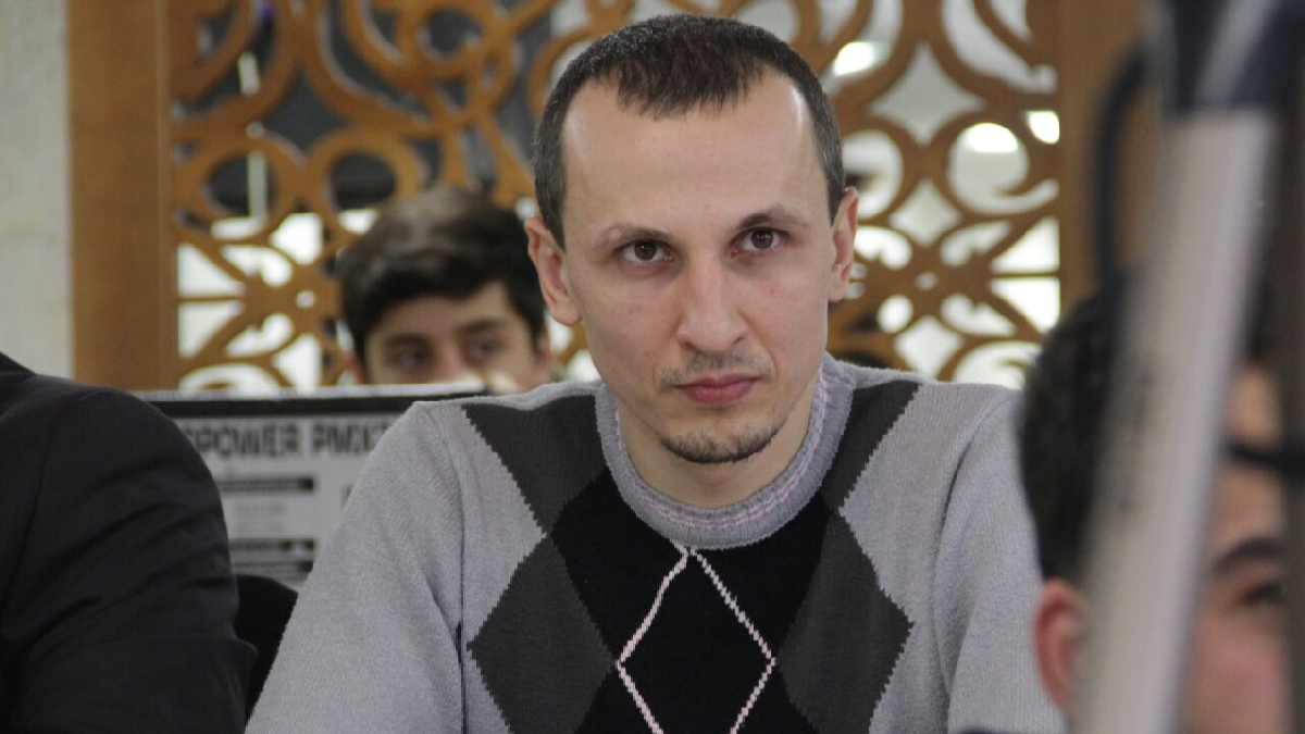 Політв'язень Сервер Мустафаєв різко втрачає зір у в'язниці